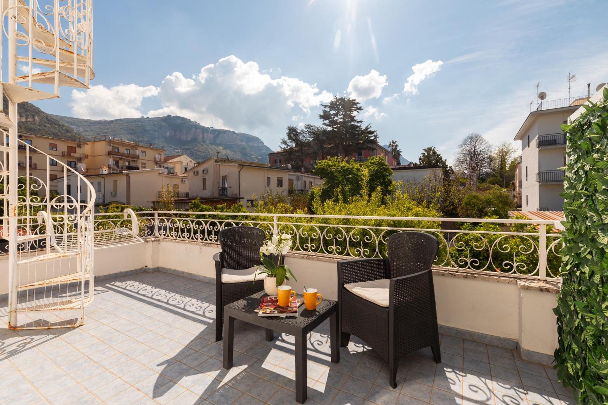 Yourhome - Villa Sorrento Meta Bagian luar foto